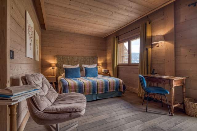 Flocons de Sel Luxury Hotel in Megève Rooms, Suites and Mazots