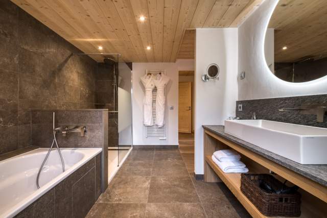 Flocons de Sel Hôtel de Luxe à Megève Chambres, Suites et Mazots